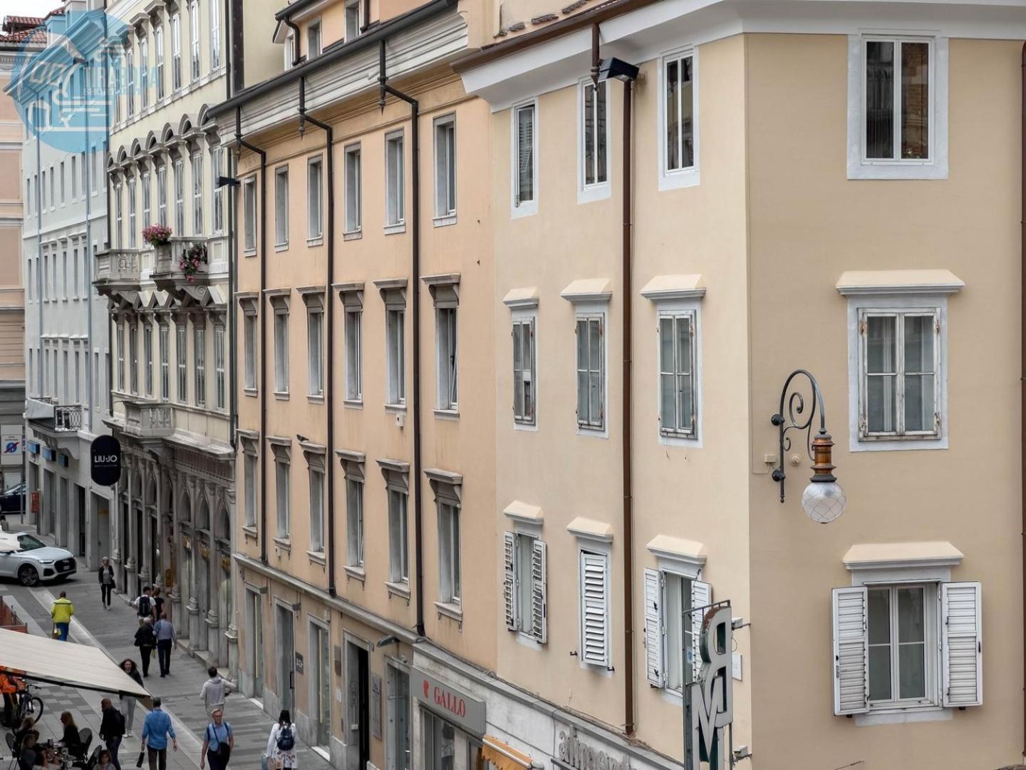 San Nicolo 14 Tirabora Short Rent Apartment Триест Екстериор снимка