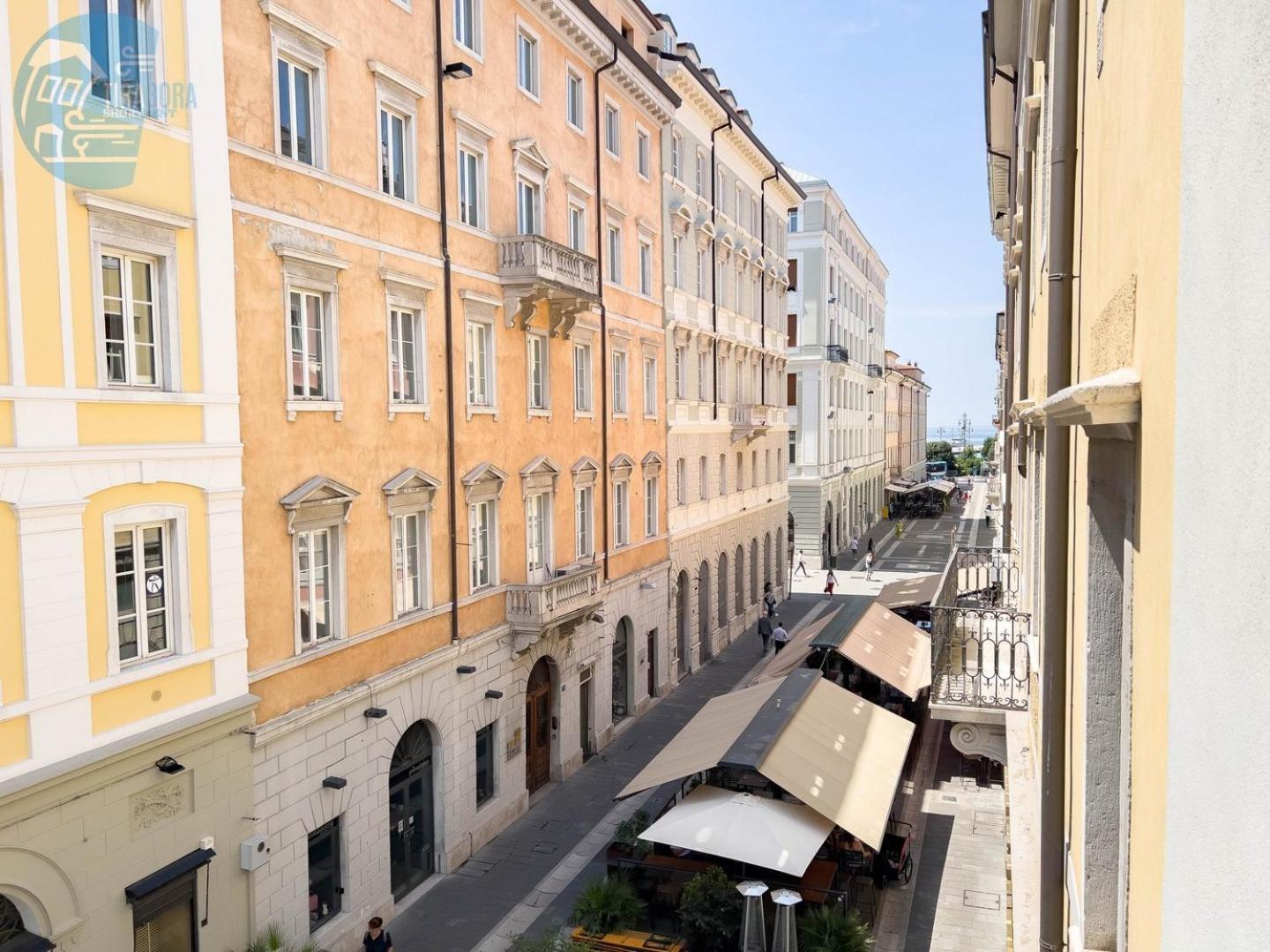 San Nicolo 14 Tirabora Short Rent Apartment Триест Екстериор снимка